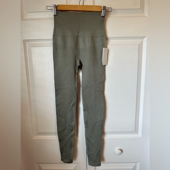 L*space Work It Legging Sz. XS/S Sage - Picture 2 of 7